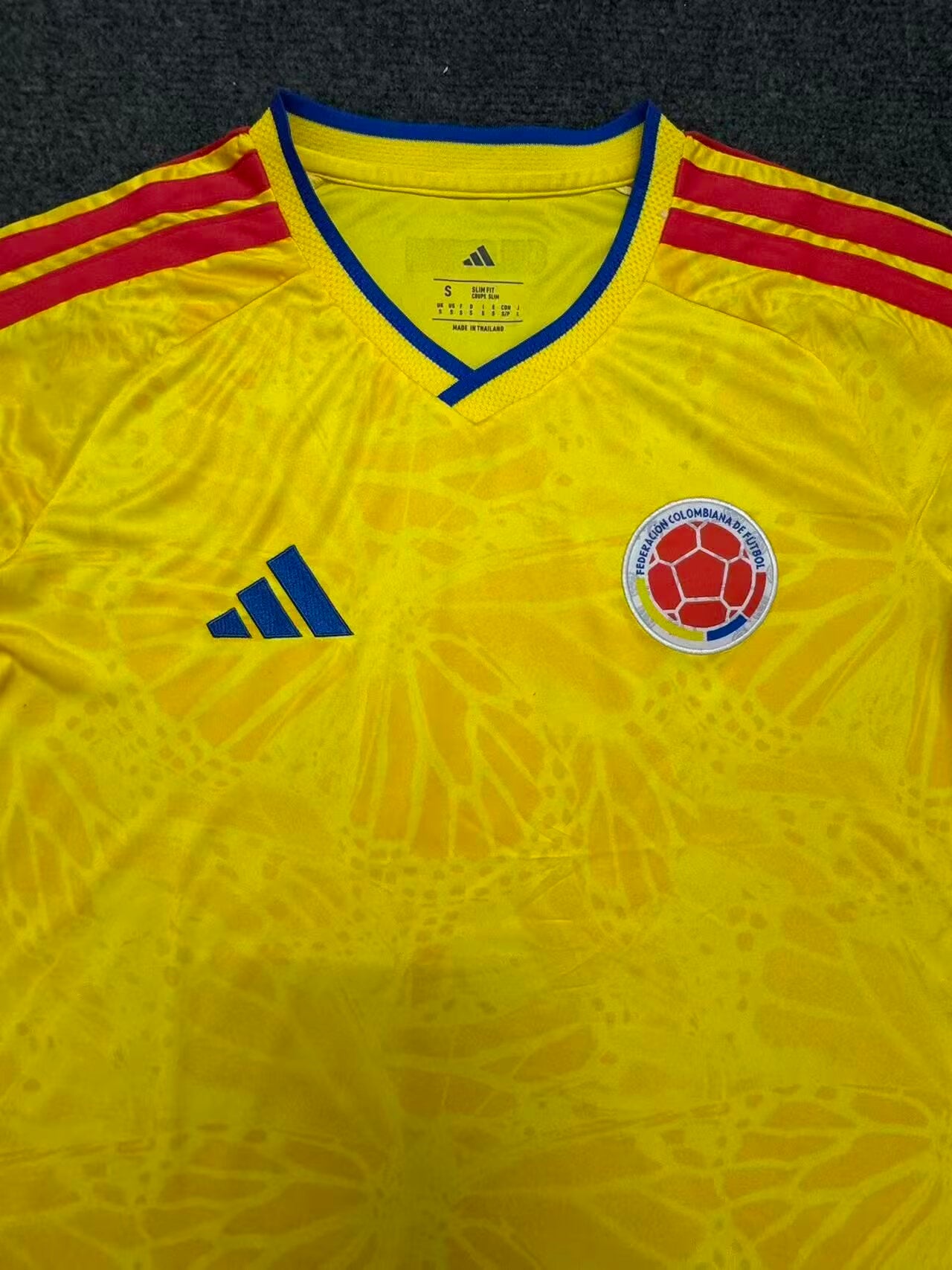 Colombia | Primera equipación