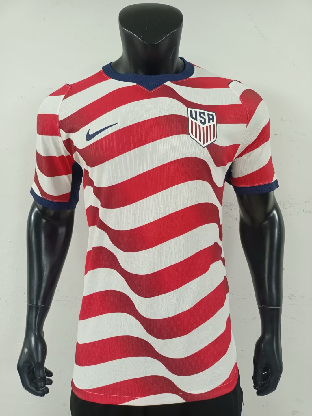 EEUU | Primera equipación